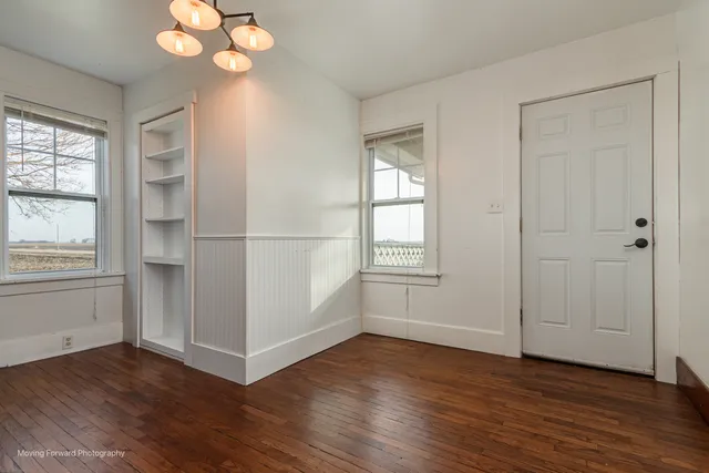 $264,900 | 2287 North 4350th Road, Sheridan, IL 60551