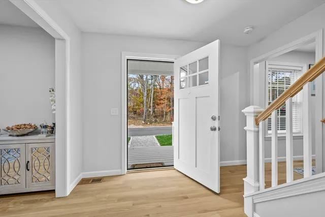 $1,290,000 | 41 Dromoland Lane, Barnstable, MA 02630