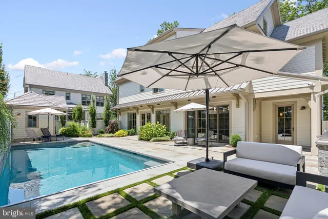 $4,495,000 | 5537 Hawthorne Place Northwest, Washington, DC 20016