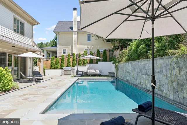 $4,495,000 | 5537 Hawthorne Place Northwest, Washington, DC 20016
