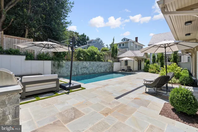 $4,495,000 | 5537 Hawthorne Place Northwest, Washington, DC 20016