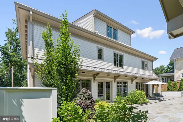 $4,495,000 | 5537 Hawthorne Place Northwest, Washington, DC 20016