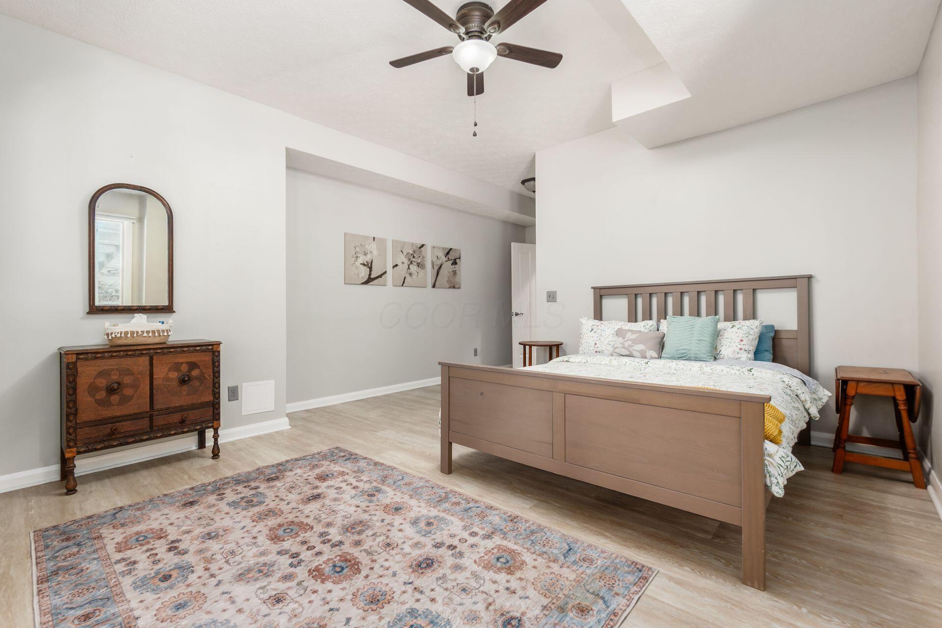 7089 Cooper Road Columbus, OH 43231 - Photo 42 of 52