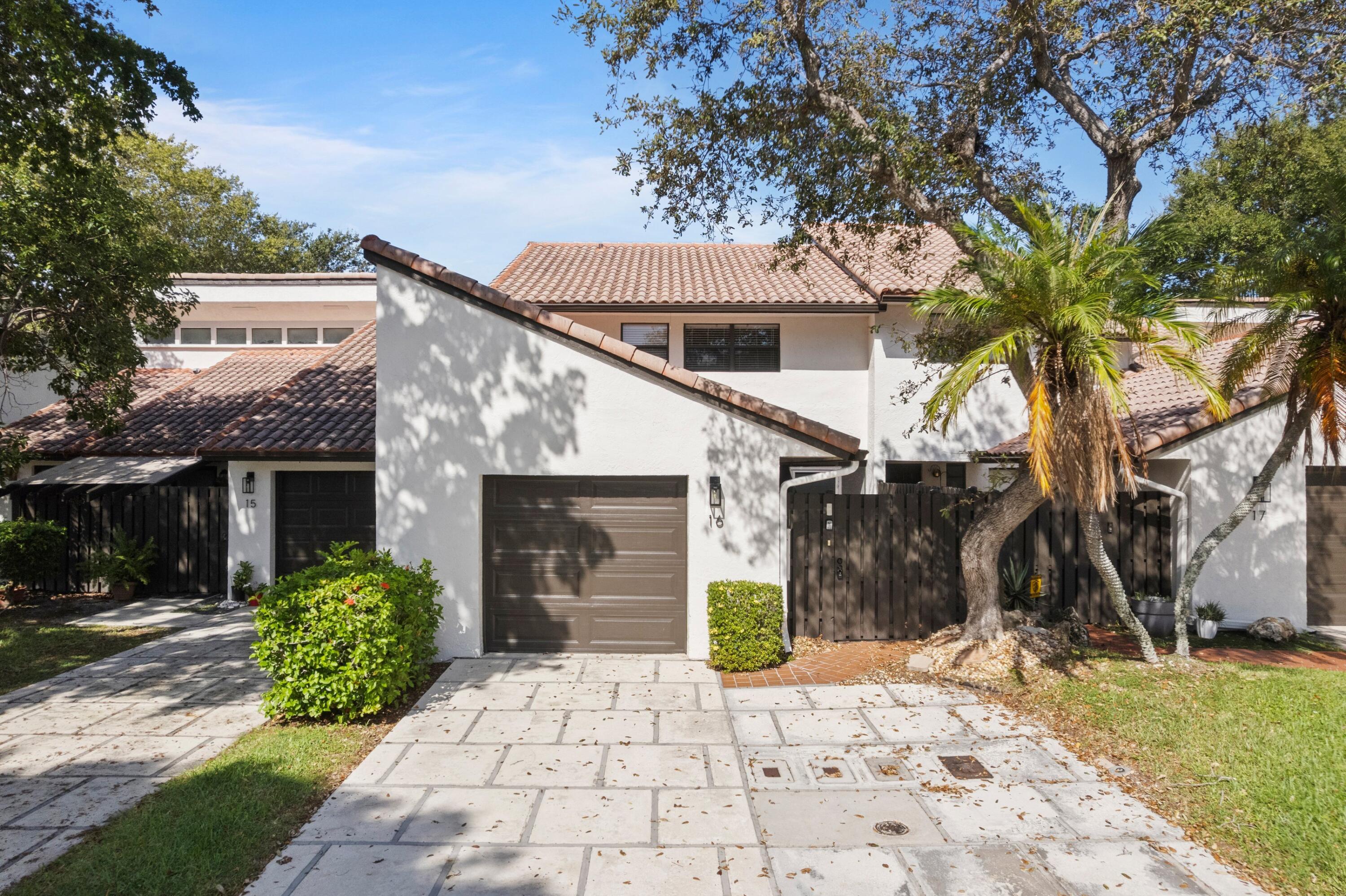 6850 Northwest 2nd Avenue, Unit 16 Boca Raton, FL 33487 - Photo 20 of 40 Front Exterior
