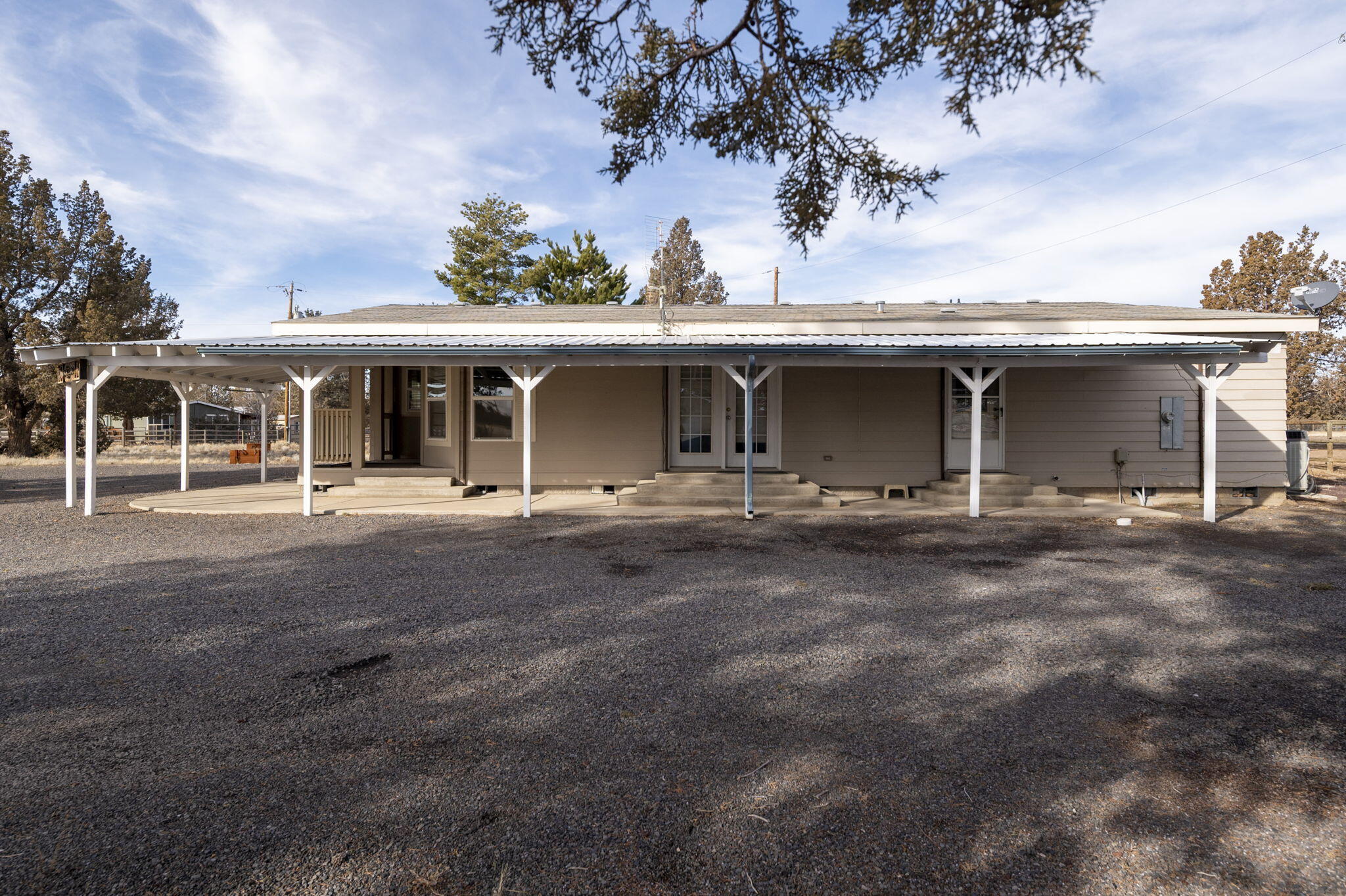 14818 Southwest Chickadee Road Terrebonne, OR 97760 - Photo 6 of 50 5-web-or-mls-14818 SW Chickadee Rd-5