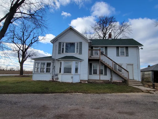 $1,200 | 2453A Mound Road, Unit A, Delavan, WI 53115
