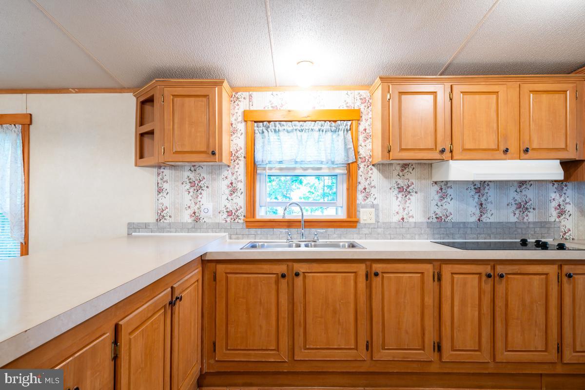 2501 River Road Reading, PA 19605 - Photo 7 of 33