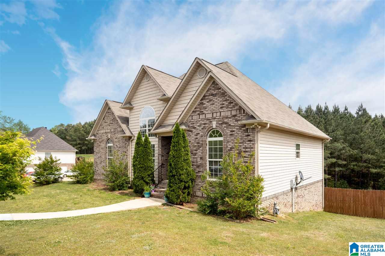 760 Ridgefield Way Odenville, AL 35120 - Photo 2 of 34