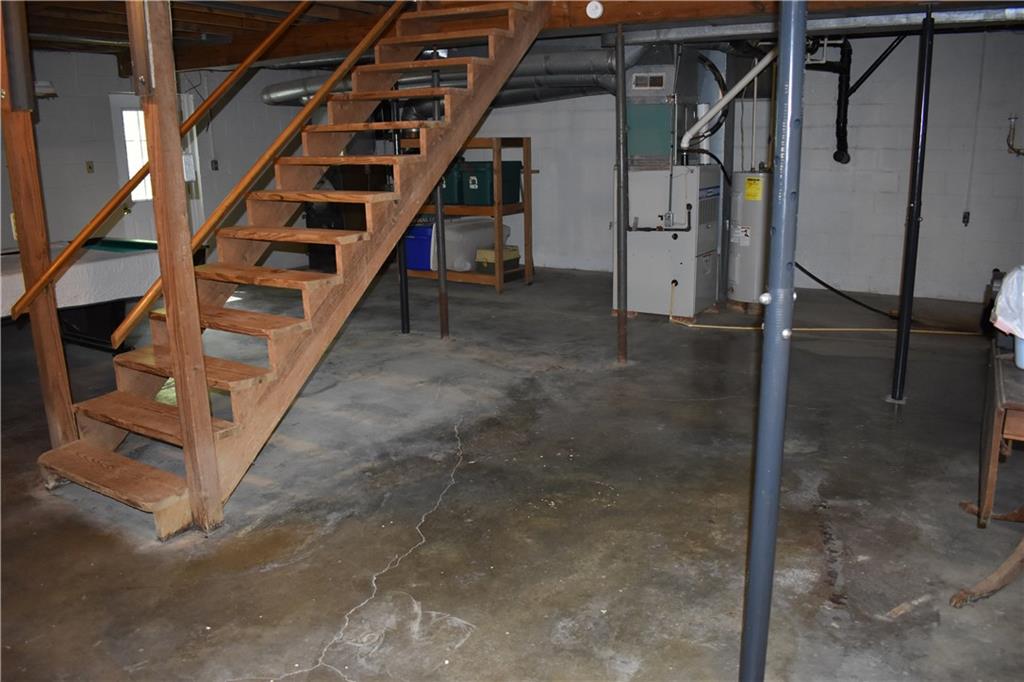 1296 Oak Grove Road Nashville, IN 47448 - Photo 14 of 21 Gallery Image 14