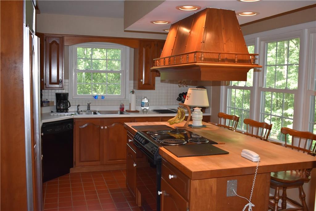 1296 Oak Grove Road Nashville, IN 47448 - Photo 4 of 21 Gallery Image 4
