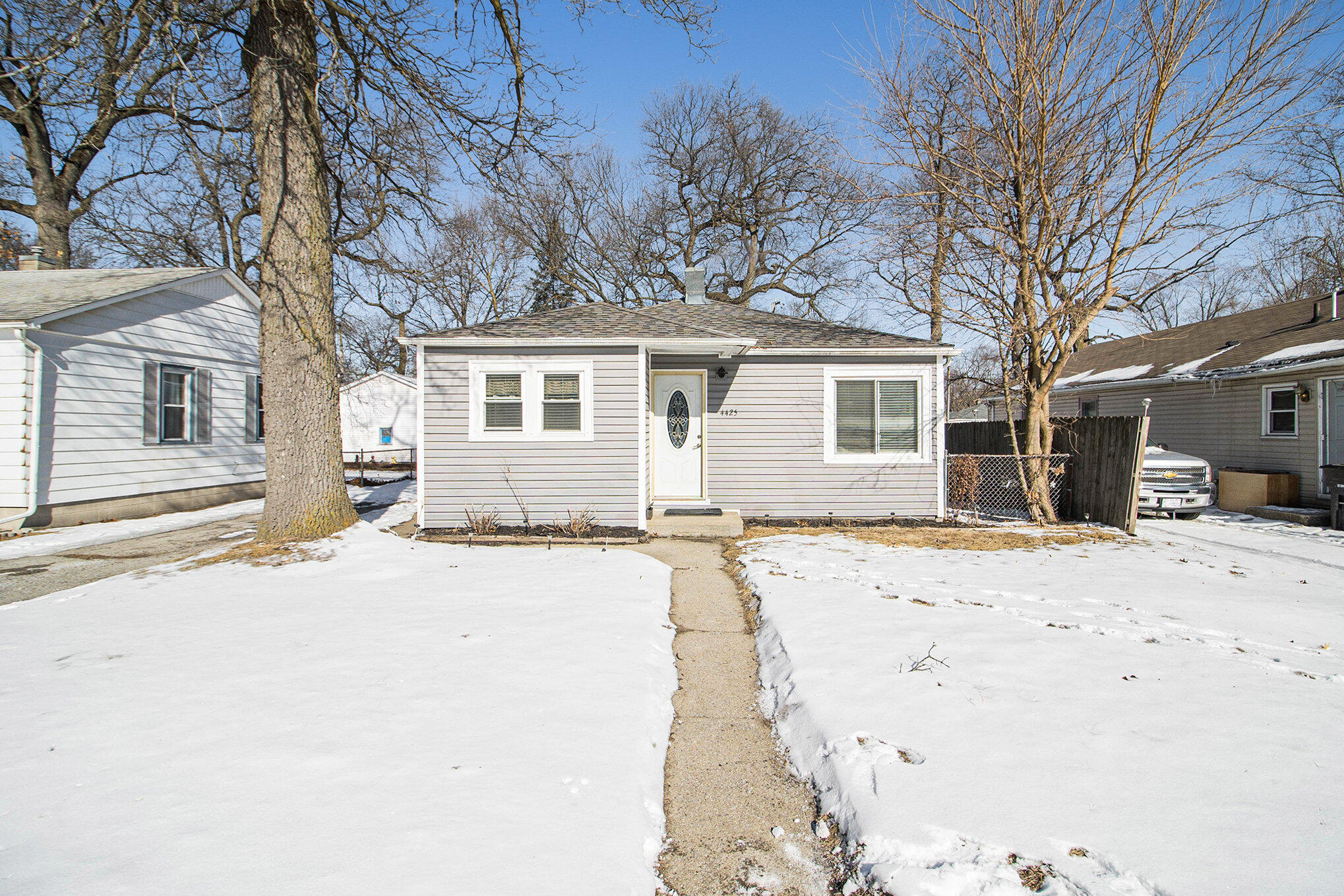 4425 Liverpool Road Lake Station, IN 46405 - Photo 1 of 28 2038x1359