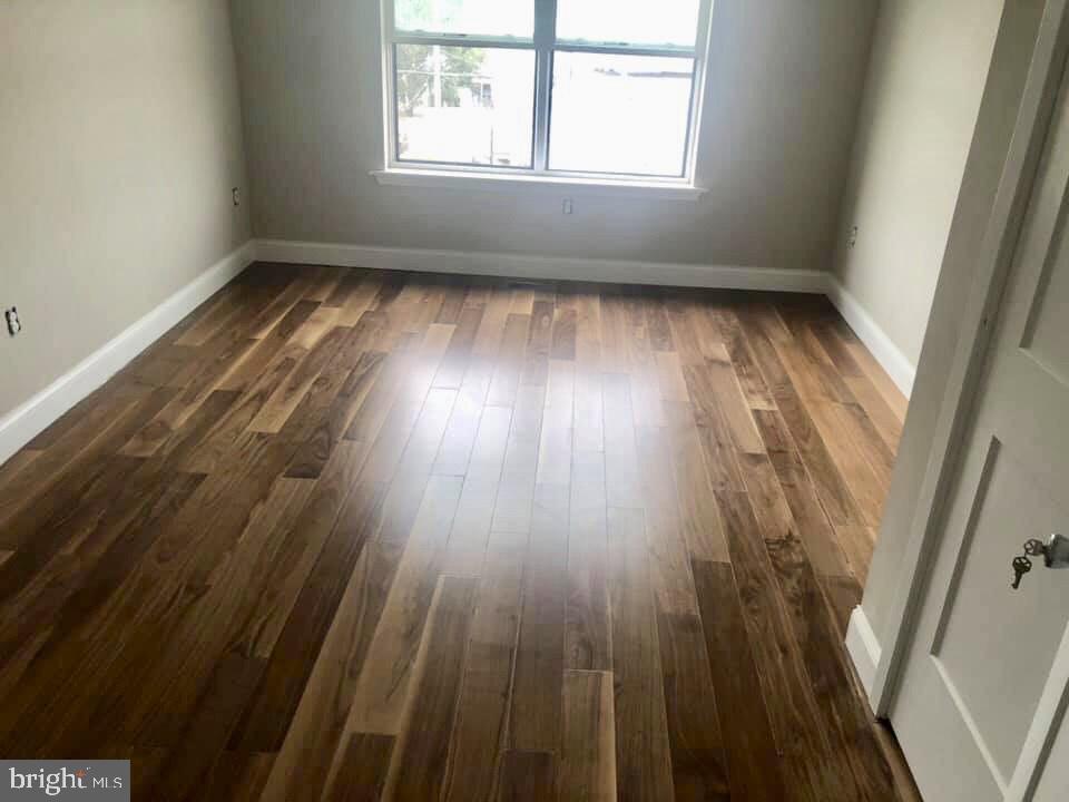 2037 Gough Street Baltimore, MD 21231 - Photo 6 of 7