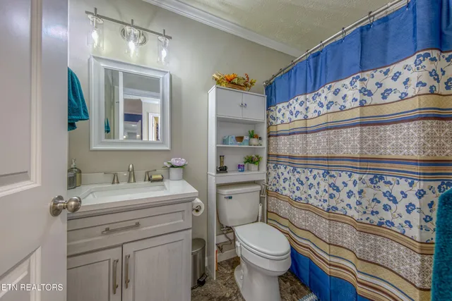 $675,000 | 340 Blacks Ferry Road, Knoxville, TN 37931