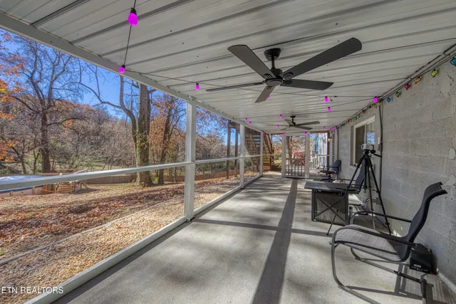 $675,000 | 340 Blacks Ferry Road, Knoxville, TN 37931