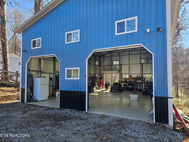 $675,000 | 340 Blacks Ferry Road, Knoxville, TN 37931