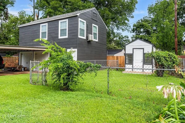 $2,000 | 204 Leo Avenue, Shreveport, LA 71105