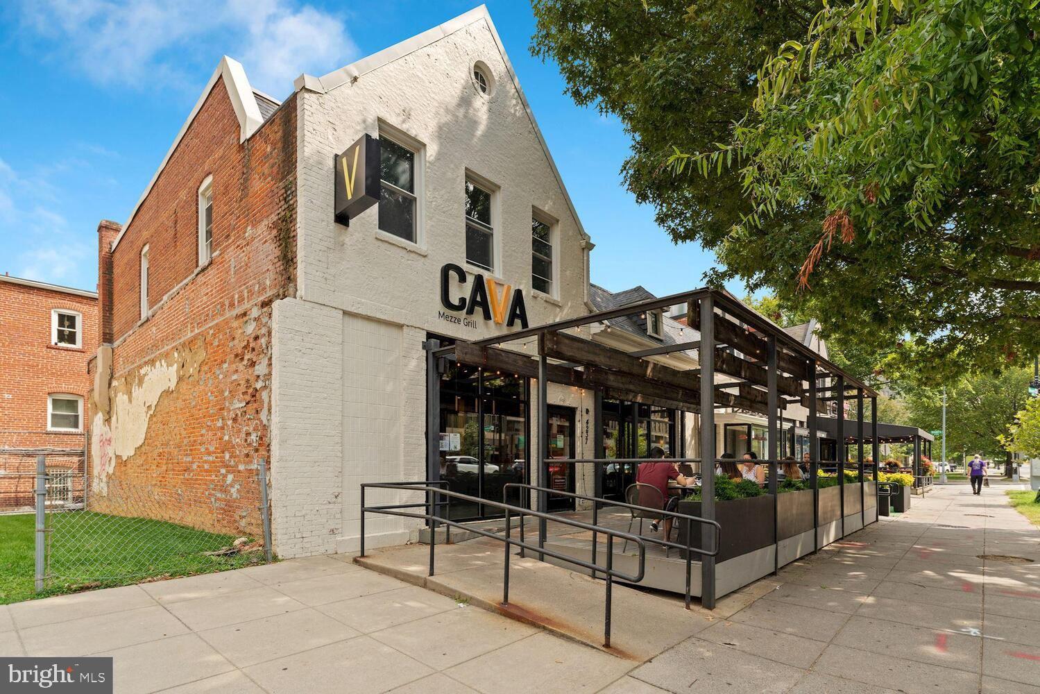 3614 Ordway Street Northwest Washington, DC 20016 - Photo 78 of 81