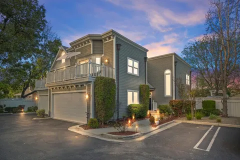 $1,888,000 | 16979 Roberts Road, Unit 7, Los Gatos, CA 95032
