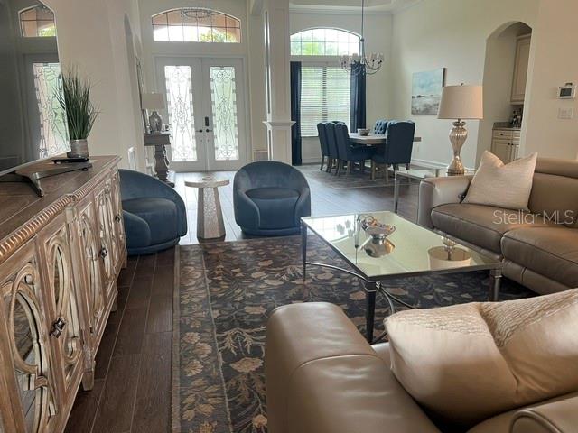 5528 Arnie Loop Lakewood Ranch, FL 34211 - Photo 4 of 59 a living room with furniture