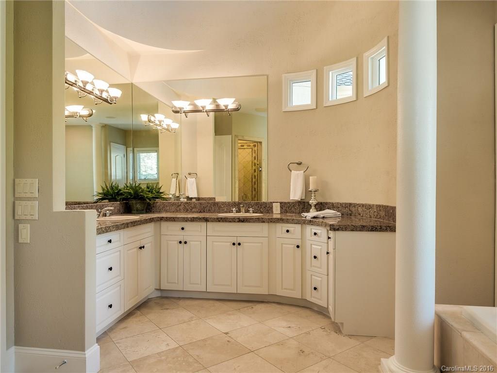 18526 Town Harbour Road Cornelius, NC 28031 - Photo 18 of 24 Gallery Image 18