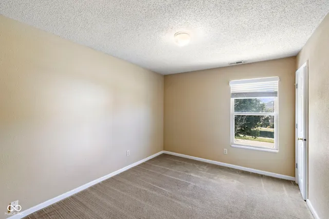 $325,000 | 785 Shoreline Court, Franklin, IN 46131