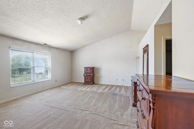 $325,000 | 785 Shoreline Court, Franklin, IN 46131