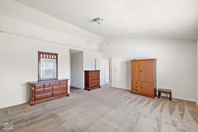 $325,000 | 785 Shoreline Court, Franklin, IN 46131