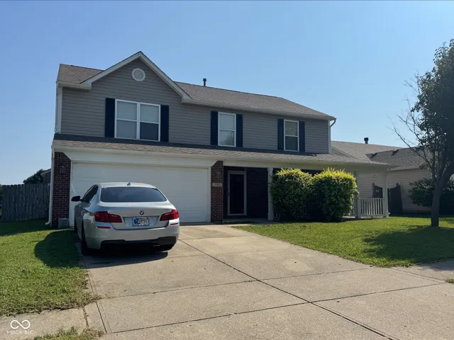 $325,000 | 785 Shoreline Court, Franklin, IN 46131