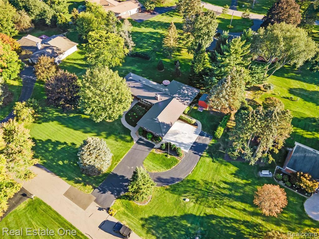 2383 Bevington Road Rochester Hills, MI 48309 - Photo 28 of 32