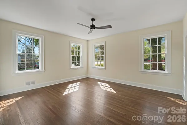 $619,000 | 3114 North Center Street, Hickory, NC 28601