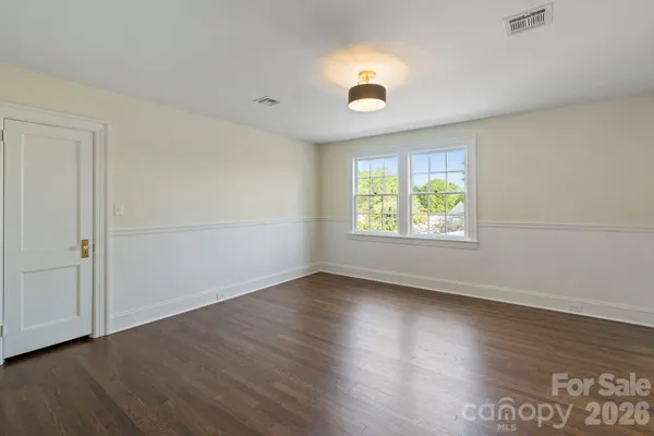 $619,000 | 3114 North Center Street, Hickory, NC 28601