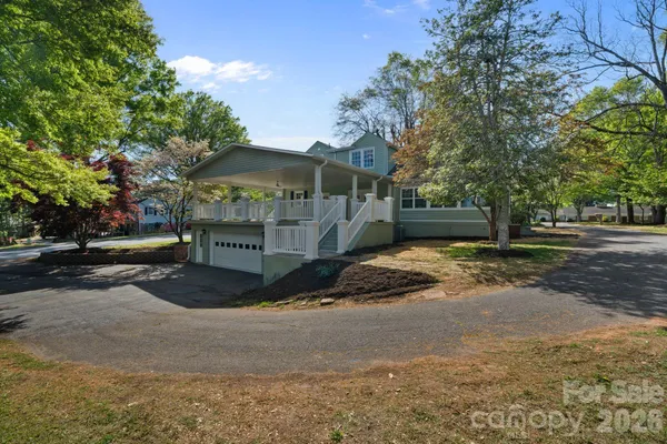 $619,000 | 3114 North Center Street, Hickory, NC 28601