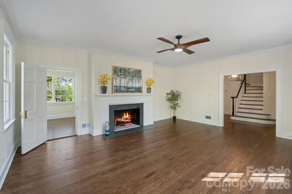 $619,000 | 3114 North Center Street, Hickory, NC 28601