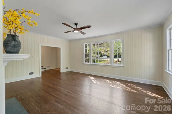 $619,000 | 3114 North Center Street, Hickory, NC 28601