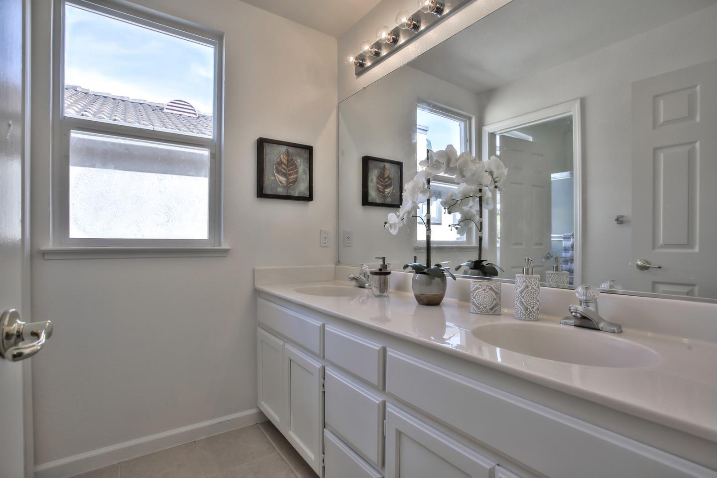 27418 Green Hazel Road Hayward, CA 94544 - Photo 28 of 34 Gallery Image 28