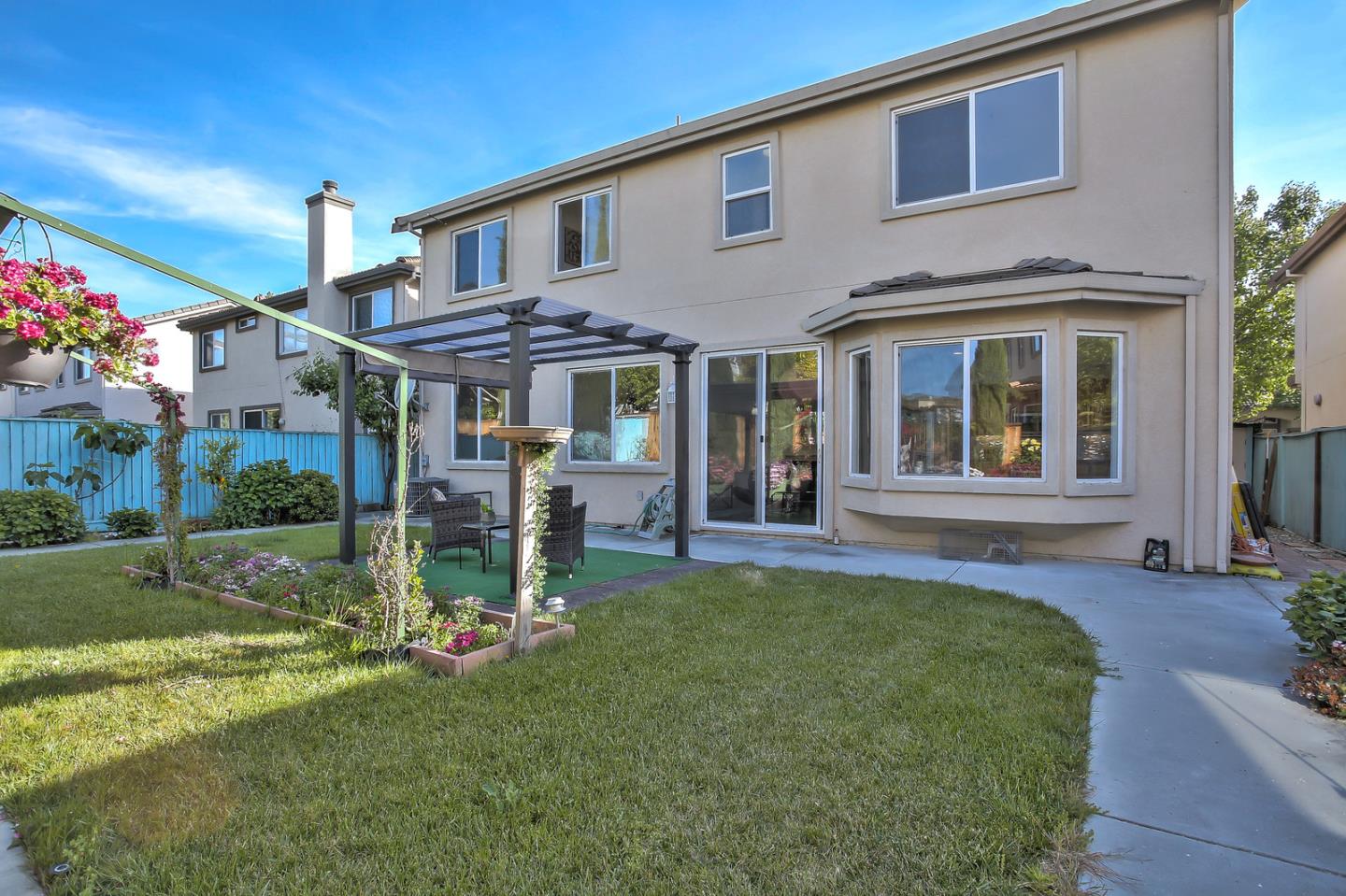 27418 Green Hazel Road Hayward, CA 94544 - Photo 32 of 34 Gallery Image 32
