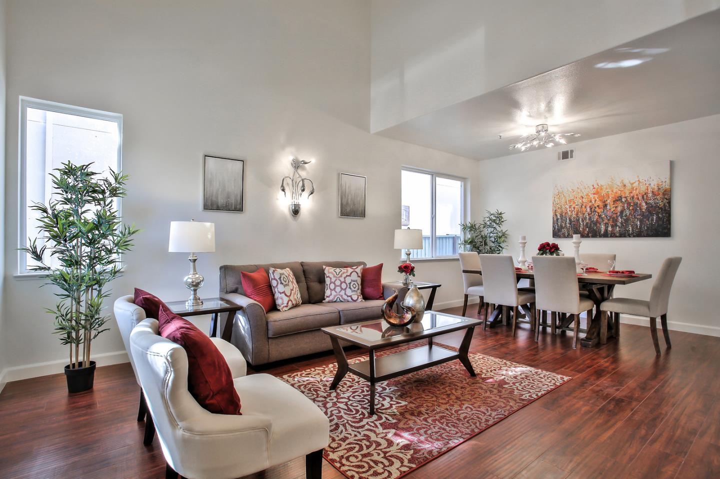 27418 Green Hazel Road Hayward, CA 94544 - Photo 4 of 34 Gallery Image 4