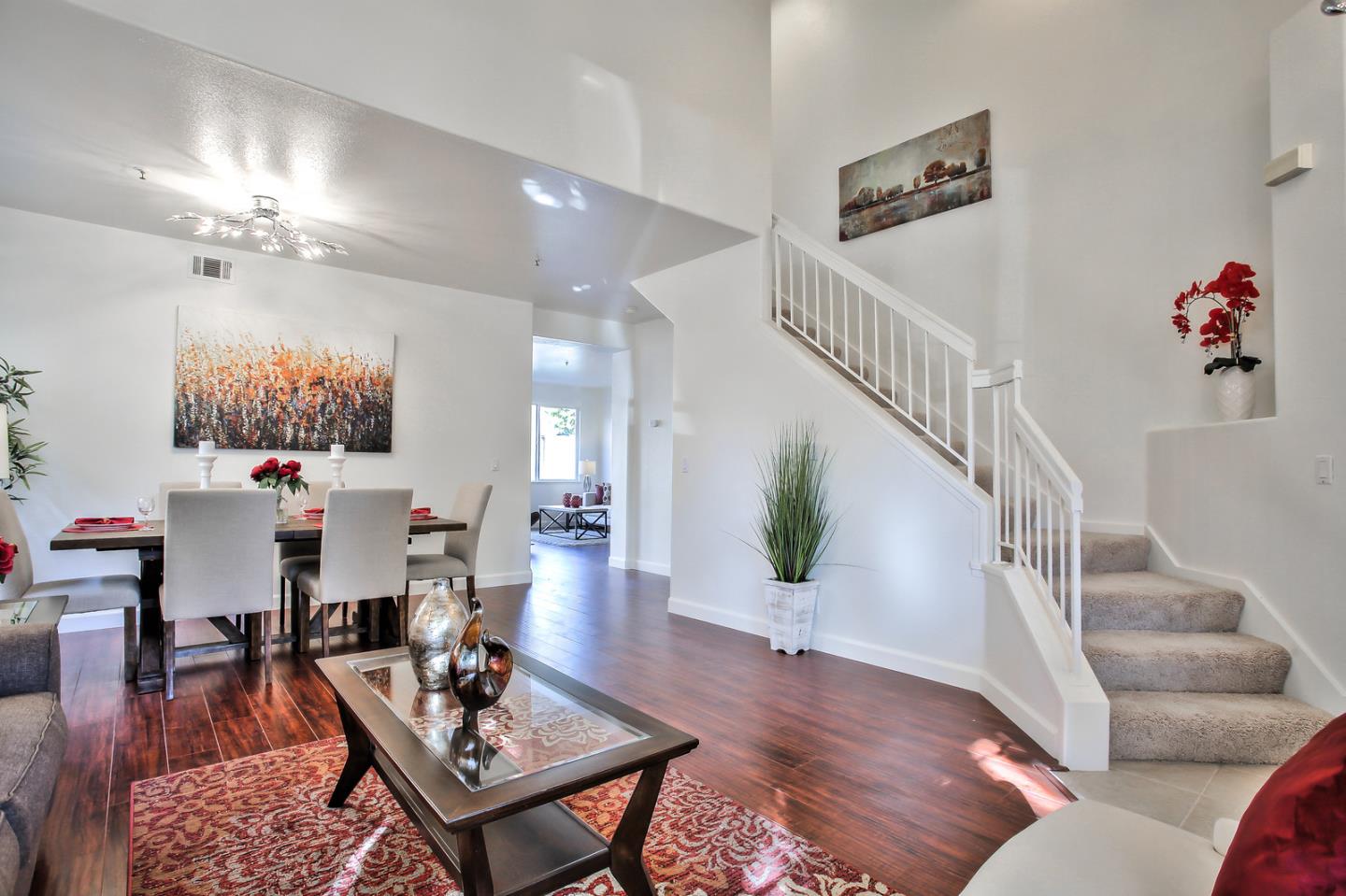 27418 Green Hazel Road Hayward, CA 94544 - Photo 5 of 34 Gallery Image 5
