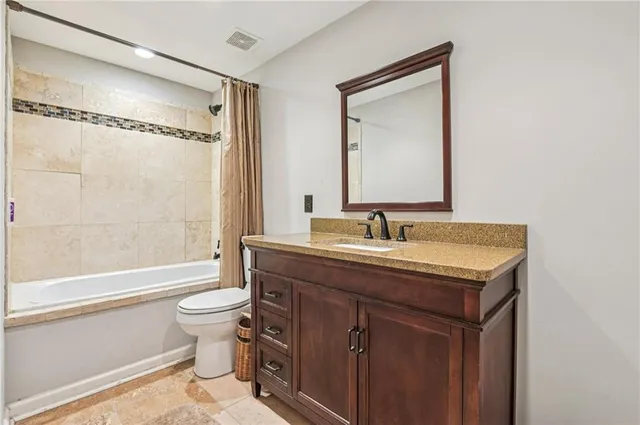 $710,000 | 701 Whisper Wind Court, Woodstock, GA 30189