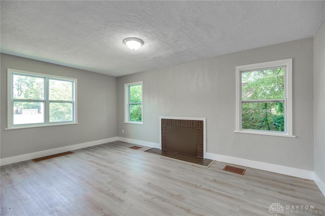 1730 Wesleyan Road Dayton, OH 45406 - Photo 9 of 39 Gallery Image 9