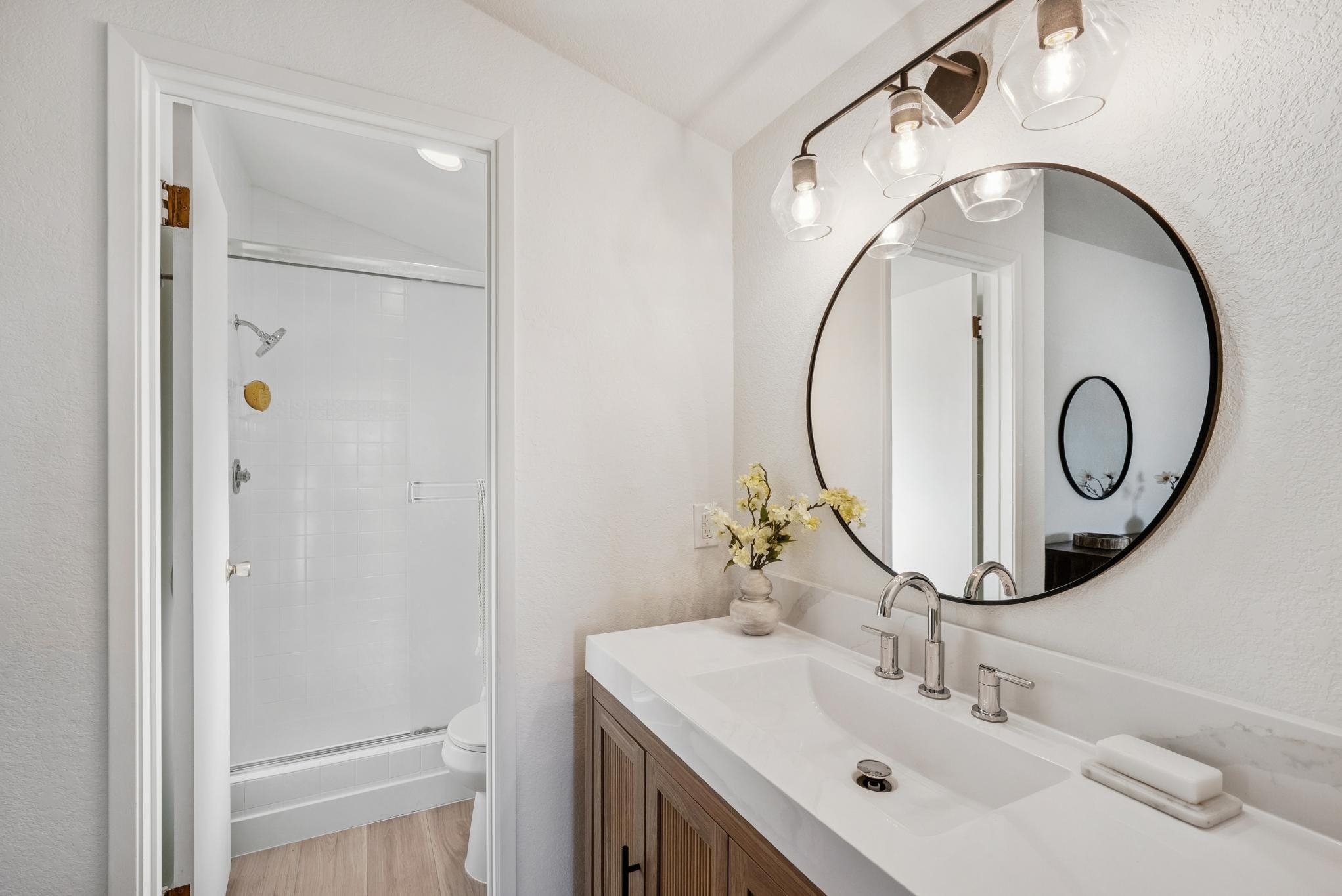400 Harbor Light Road Alameda, CA 94501 - Photo 39 of 58 a bathroom with a sink and a mirror