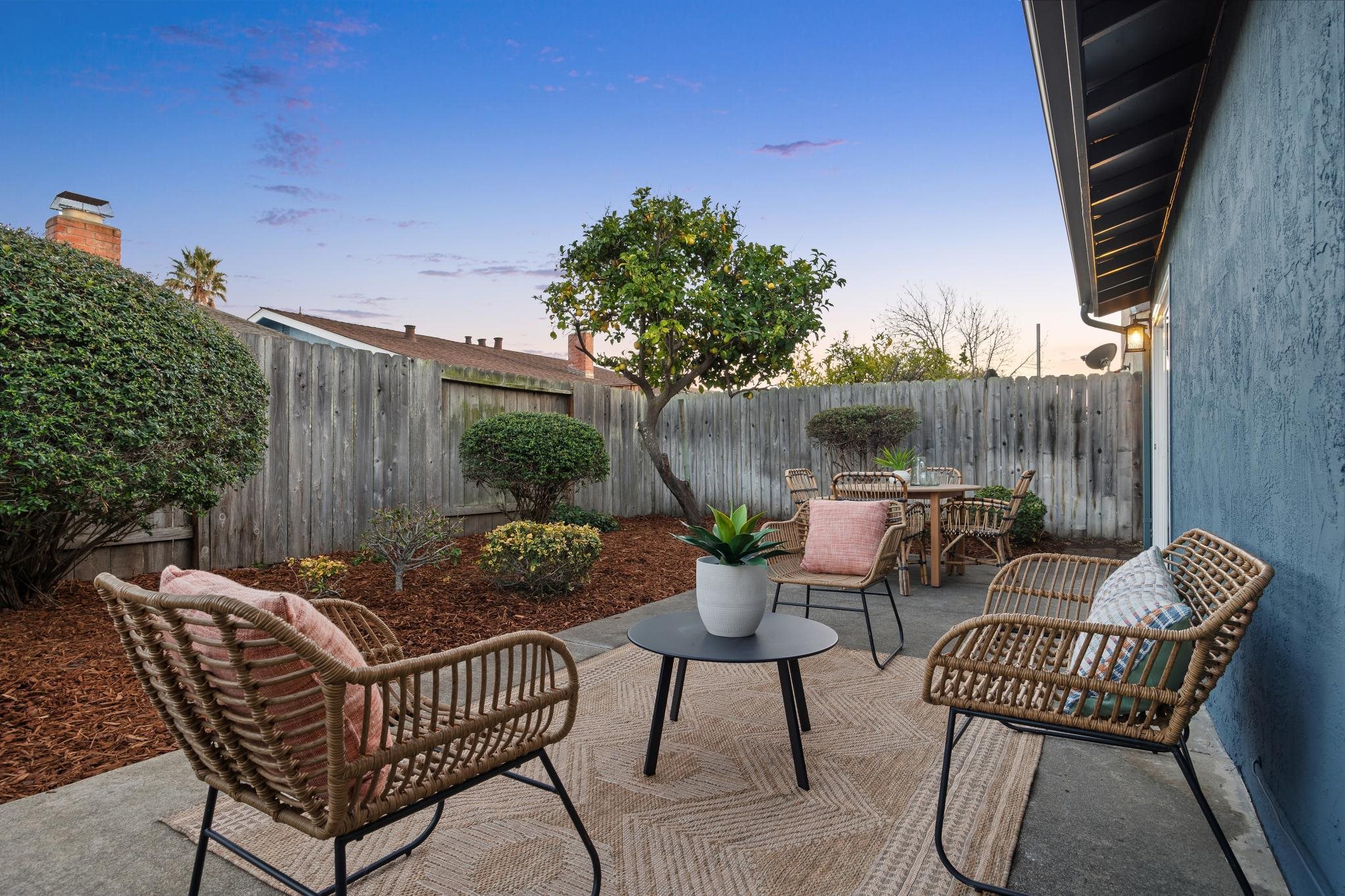 400 Harbor Light Road Alameda, CA 94501 - Photo 51 of 58 a view of a chairs and table in the patio