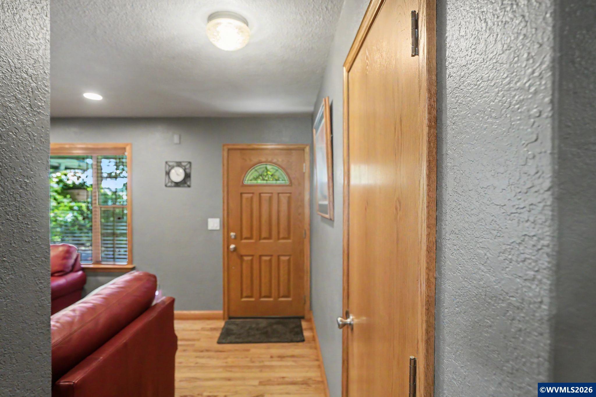 4920 Jones Road Southeast Salem, OR 97302 - Photo 9 of 43