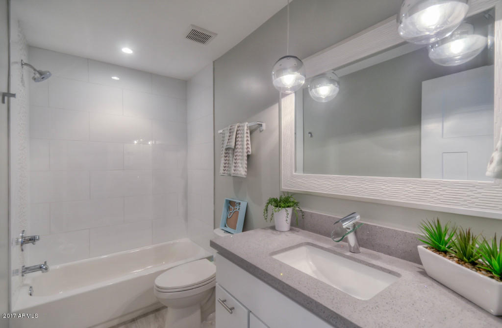 6242 East Justine Road Scottsdale, AZ 85254 - Photo 16 of 34 2nd Bathroom (1)-SMALL