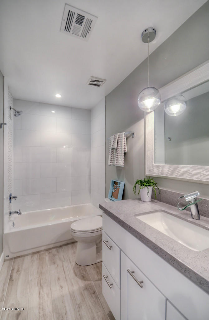 6242 East Justine Road Scottsdale, AZ 85254 - Photo 17 of 34 2nd Bathroom (2)-SMALL
