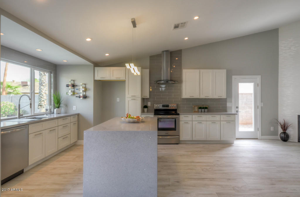 6242 East Justine Road Scottsdale, AZ 85254 - Photo 3 of 34 Kitchen (4)-SMALL