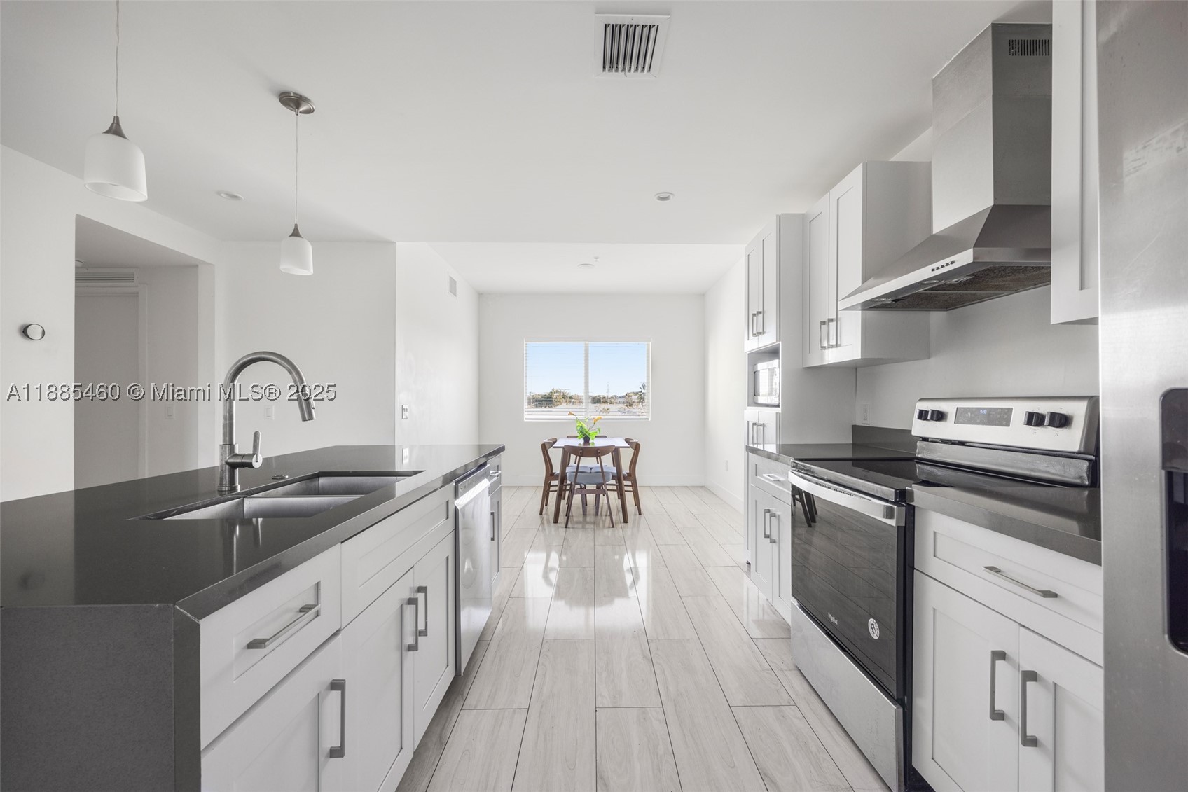 Undisclosed Address Hallandale, FL 33009 - Photo 10 of 22 Gallery Image 10