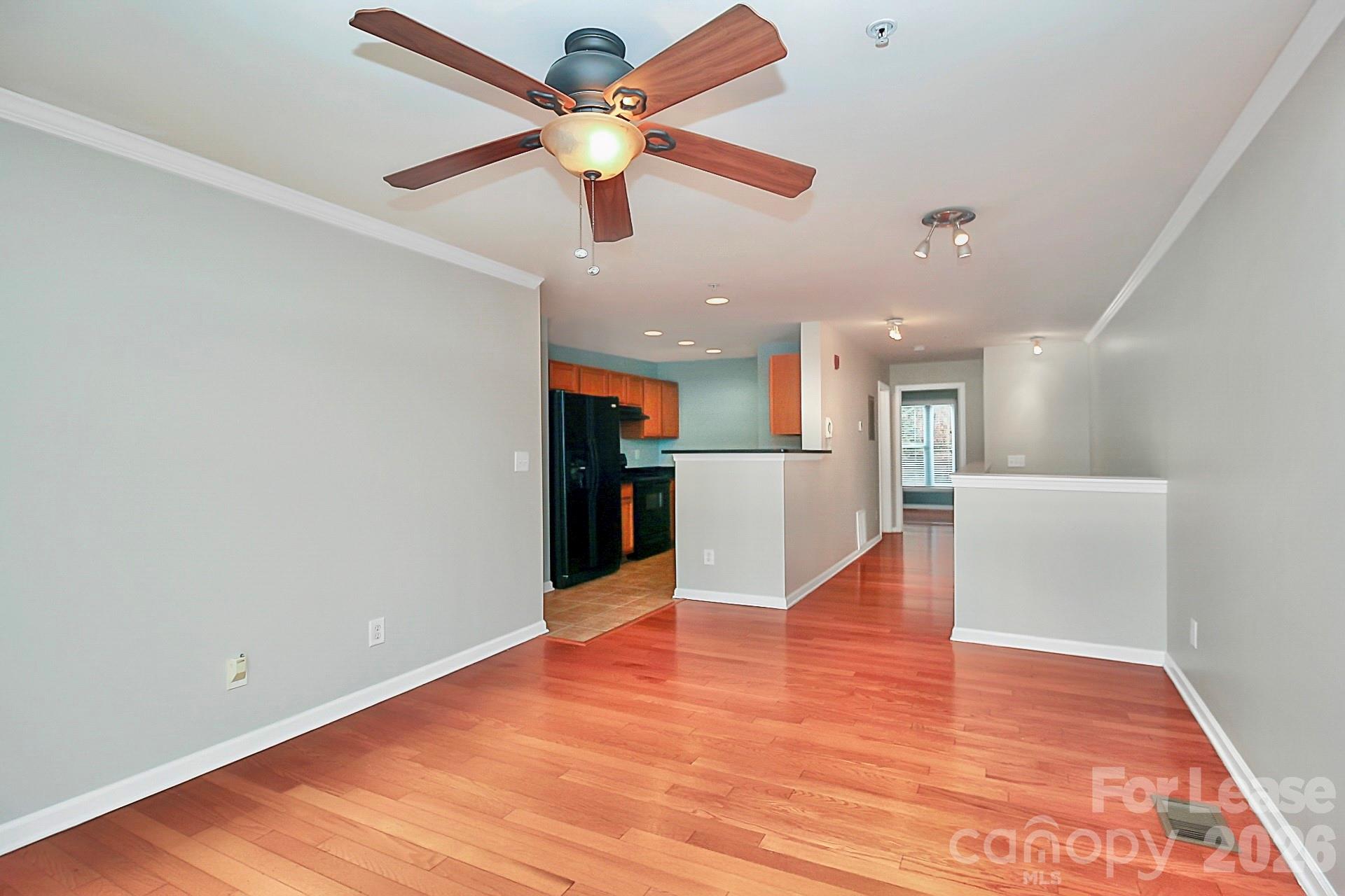 621 Raphael Place Charlotte, NC 28205 - Photo 5 of 19