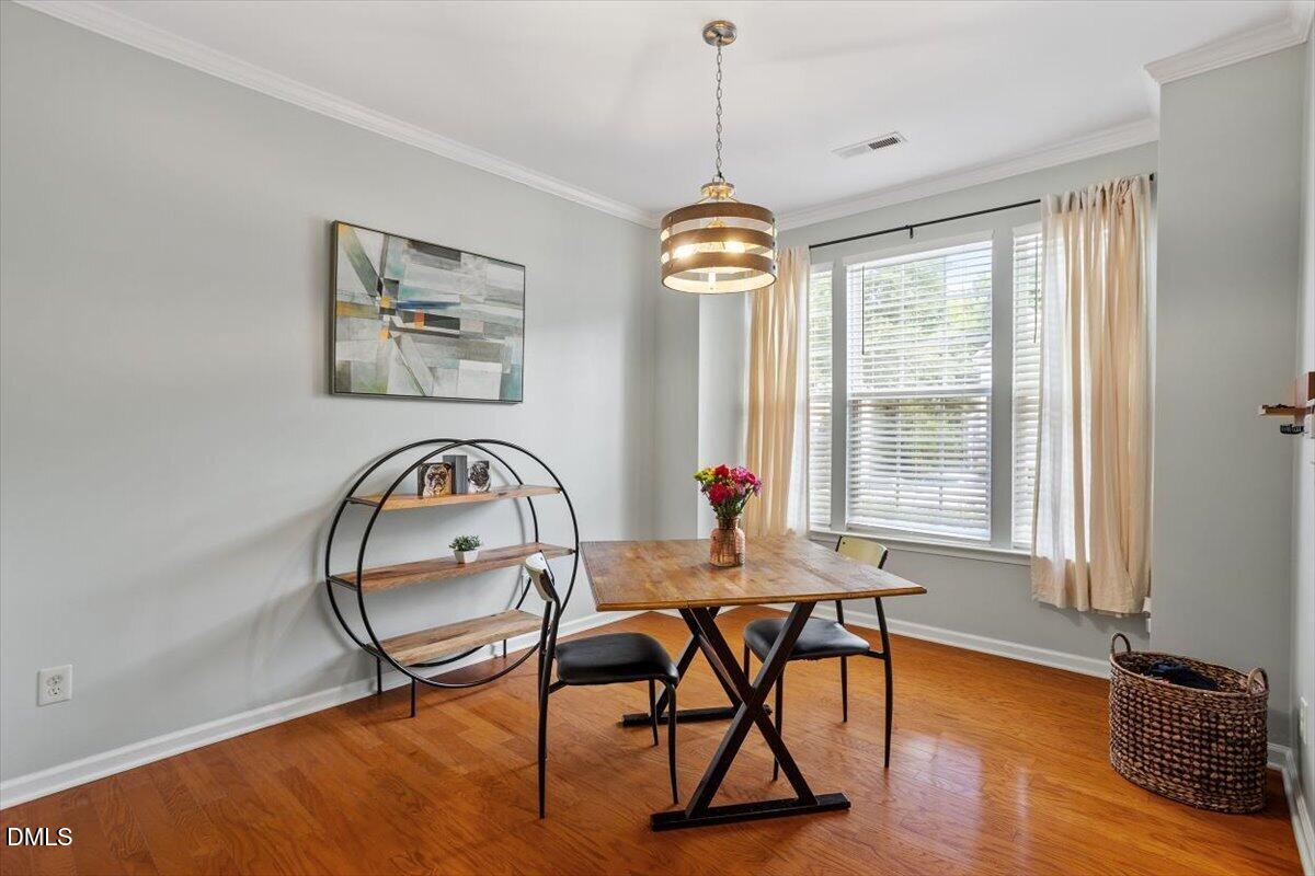 7837 Spungold Street Raleigh, NC 27617 - Photo 6 of 33 7837 Spungold - dining area
