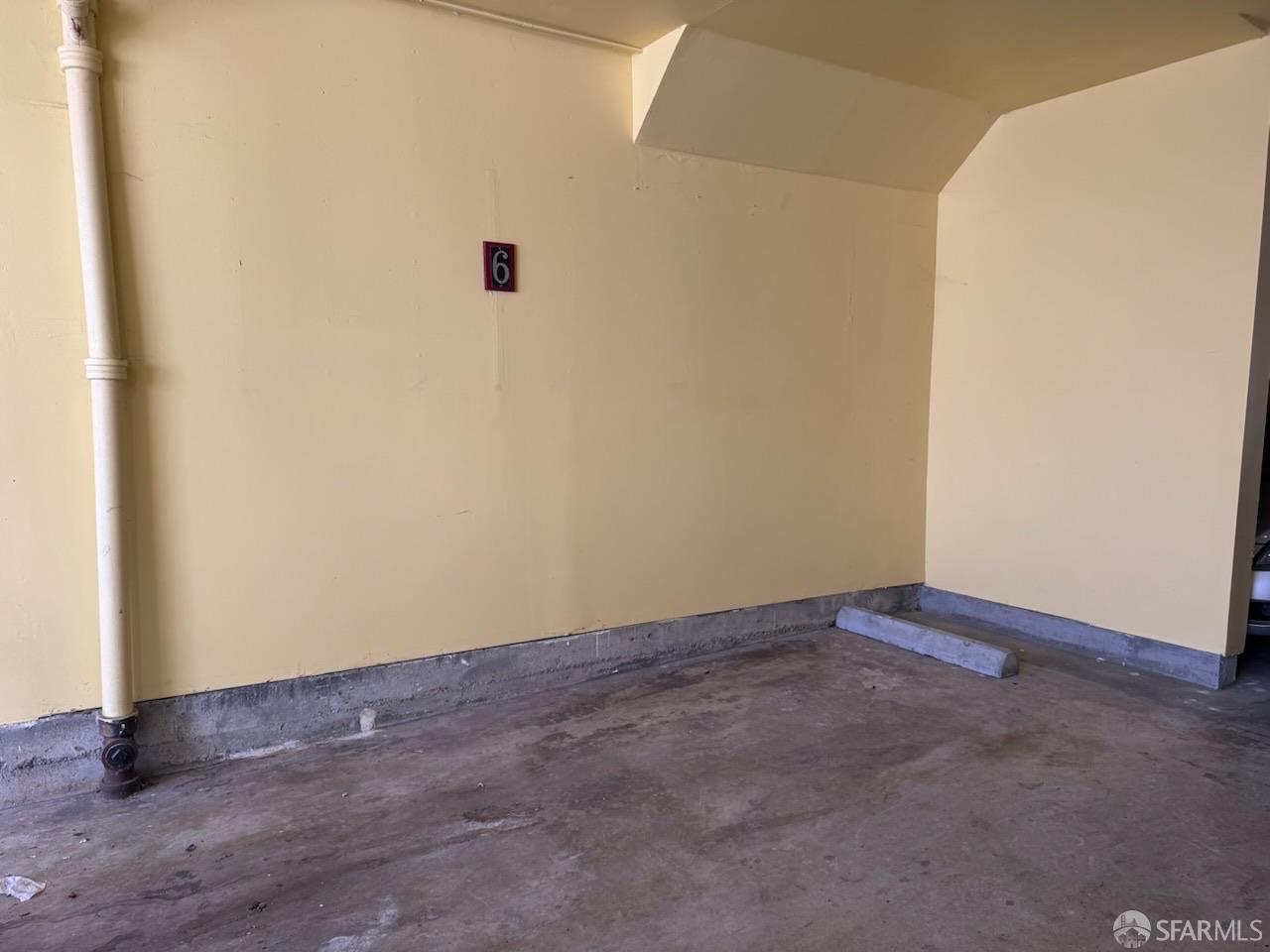 223 Sanchez Street San Francisco, CA 94114 - Photo 27 of 27 a view of an empty room